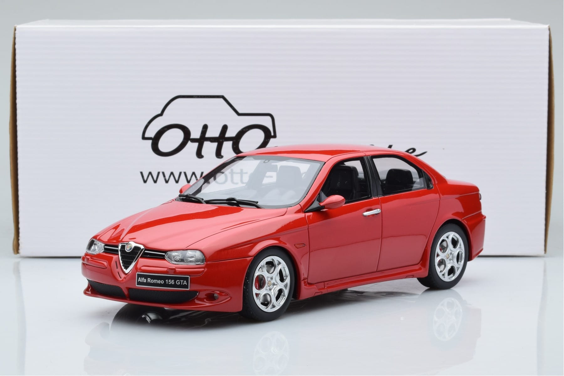 Alfa Romeo 156 GTA Red Otto 1:18 OT1017 Resin - image 6 of 6