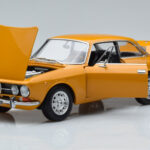 Alfa Romeo 1750 GTV Yellow Norev 1:18 187910 Diecast - image 2 of 7