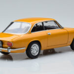 Alfa Romeo 1750 GTV Yellow Norev 1:18 187910 Diecast - image 3 of 7