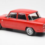 Alfa Romeo Giulia Nuova Super Red Custom Wheels MCG 1:18 MCG18333 Diecast - image 5 of 6