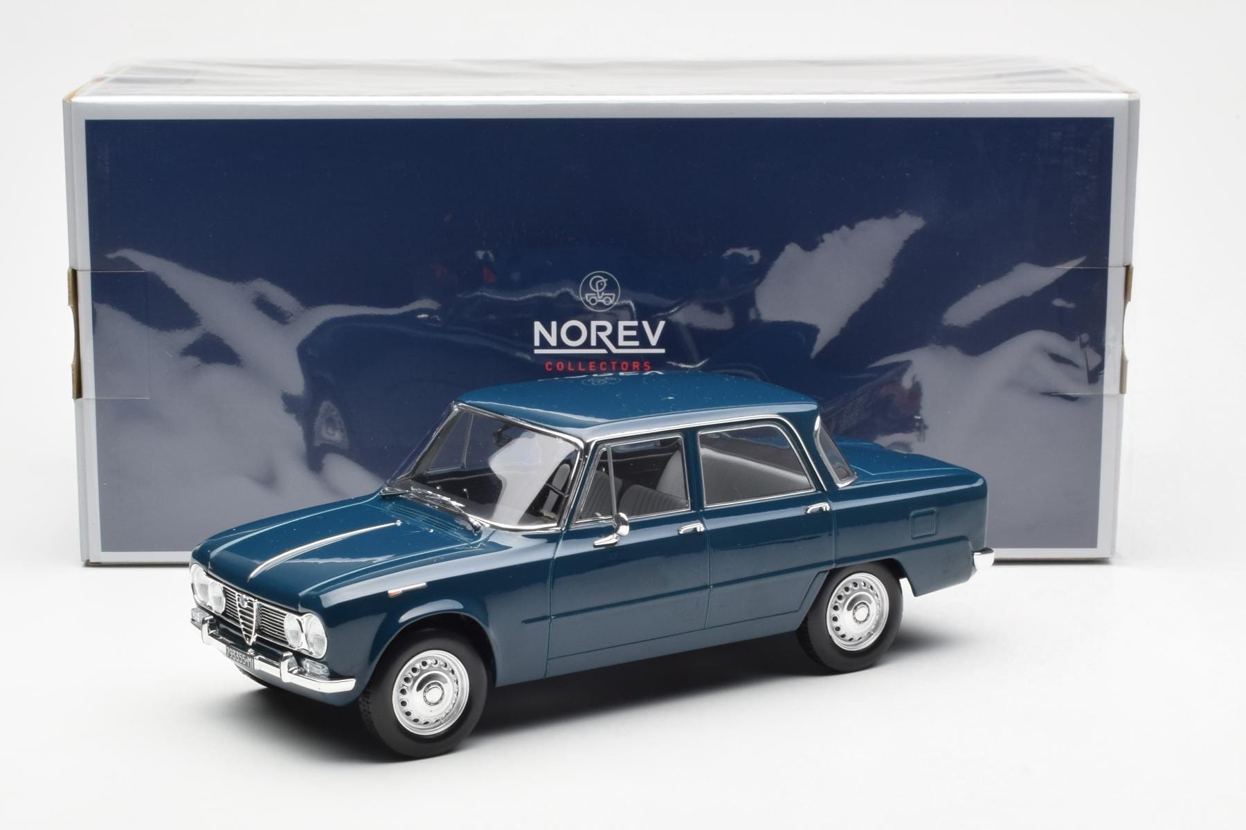 Alfa Romeo Giulia TI Petrol Blue Norev 1:18 187971 Diecast - image 6 of 6