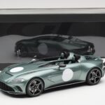 Aston Martin V12 Speedster Green Metallic GT Spirit 1:18 GT906 Resin - image 6 of 6