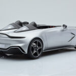 Aston Martin V12 Speedster Silver GT Spirit 1:18 GT430 Resin - image 2 of 6