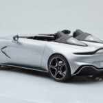 Aston Martin V12 Speedster Silver GT Spirit 1:18 GT430 Resin - image 5 of 6