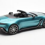 Aston Martin V12 Vantage Roadster Tayos Turquoise Green GT Spirit 1:18 GT445 Resin - image 2 of 6