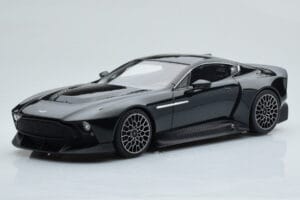 Aston Martin Victor Black GT Spirit 1:18 GT428 Resin