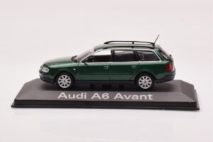 Audi A6 C5 Avant Green Minichamps 1:43 5010106213 Diecast