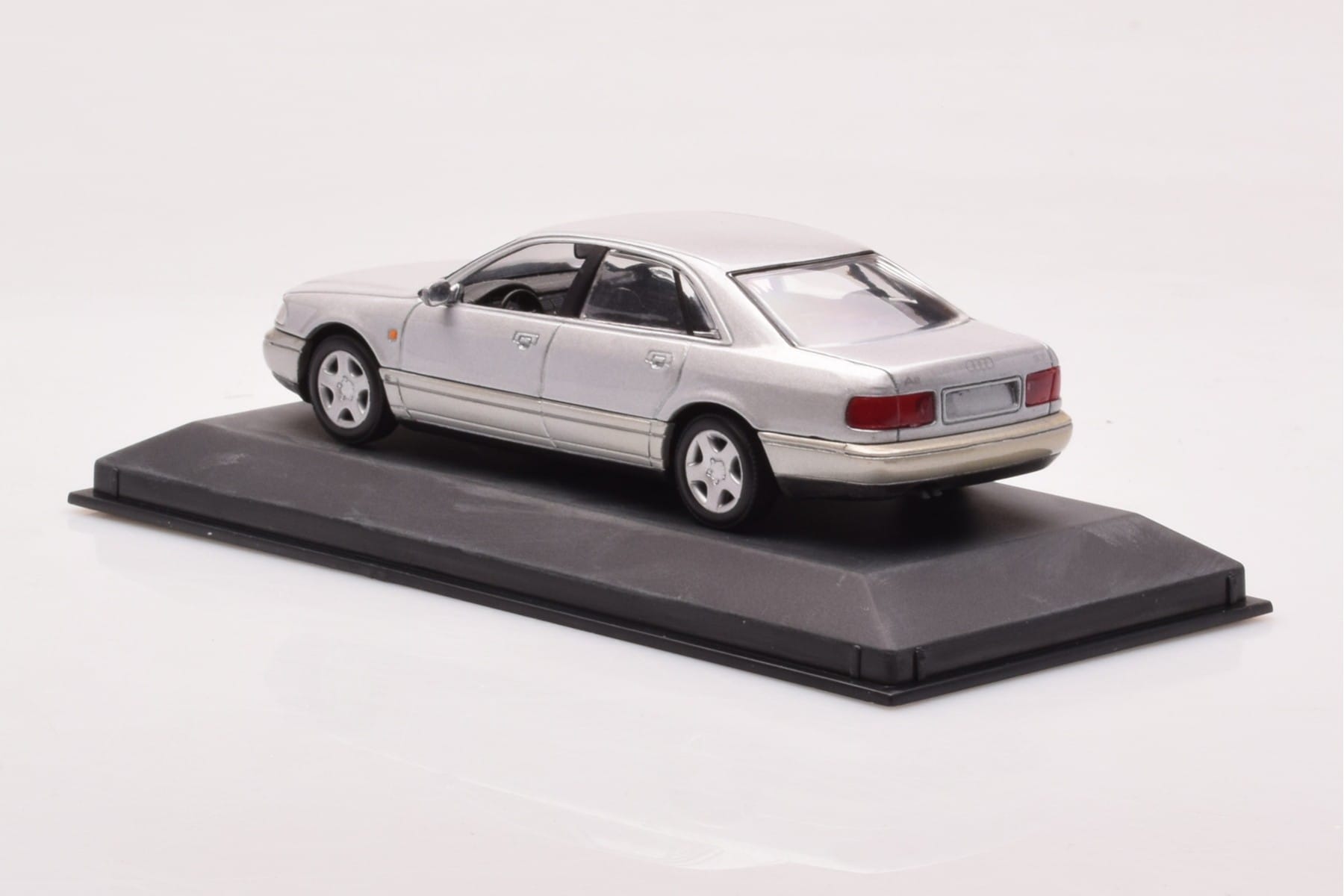 Audi A8 D2 Silver Green Strip Minichamps 1:43 AUDI-264455 Diecast - image 3 of 4