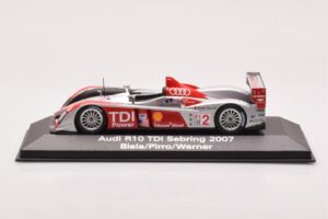 Audi R10 TDI LMP1 #2 F. Biela / E. Pirro / M. Werner 12 Hours of Sebring 2007 Minichamps 1:43 5020700233 Diecast