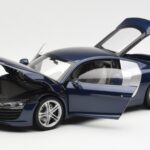 Audi R8 4.2 FSI V8 Blue Kyosho 1:18 09213BL Diecast - image 2 of 8
