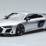 Audi R8 Performance Silver Kengfai 1:18 VAKF-0354 Diecast