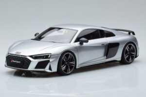 Audi R8 Performance Silver Kengfai 1:18 VAKF-0354 Diecast
