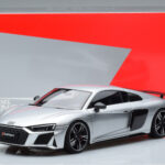Audi R8 Performance Silver Kengfai 1:18 VAKF-0354 Diecast - image 10 of 10