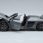 Audi R8 Spyder Performance Nardo Gray Kengfai 1:18 VAKF-0352 Diecast - image 4 of 11