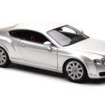 Bentley Continental GT Silver Minichamps 1:18 100139021 Diecast - image 6 of 8