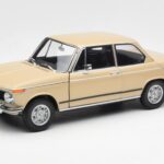 BMW 2002 Ti E10 Sahara Beige Kyosho 1:18 08541BG Diecast