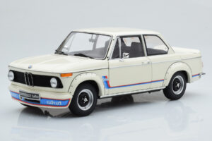 BMW 2002 Turbo White Kyosho 1:18 08544W Diecast