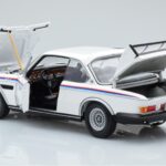 BMW 3.0 CSL E9 White Dealer Edition Minichamps 1:18 80435A5D020 Diecast - image 4 of 7