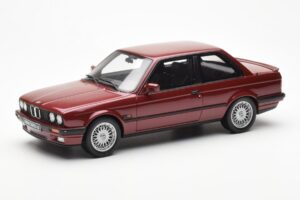 BMW 325i E30 Bordeaux Metallic Otto 1:18 OT102 Resin