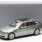 BMW 330i E91 Touring Grey Metallic Kyosho 1:18 80430394359 Diecast - image 8 of 8