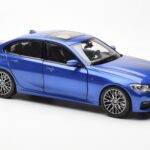BMW 330i G20 Portimao Blue Metallic Norev 1:18 80432450999 Diecast - image 6 of 8