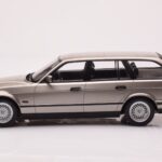 BMW 530i E34 Touring Grey Metallic MCG 1:18 MCG18330 Diecast - image 3 of 6