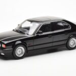 BMW 540i E34 Black Metallic MCG 1:18 MCG18157 Diecast