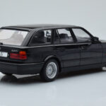 BMW 540i E34 Touring Black Metallic MCG 1:18 MCG18329 Diecast - image 2 of 6