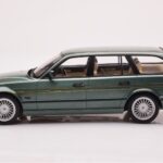 BMW Alpina B10 E34 Touring Dark Green MCG 1:18 MCG18331 Diecast - image 3 of 6