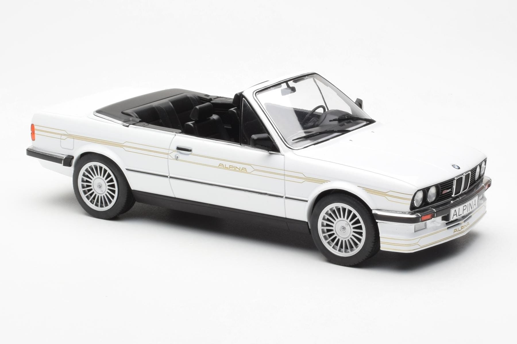 BMW Alpina C2 2.7 E30 Cabriolet White MCG 1:18 MCG18383 Diecast - image 4 of 6