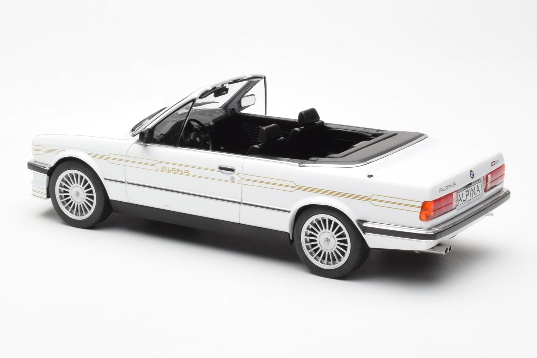 BMW Alpina C2 2.7 E30 Cabriolet White MCG 1:18 MCG18383 Diecast - image 5 of 6