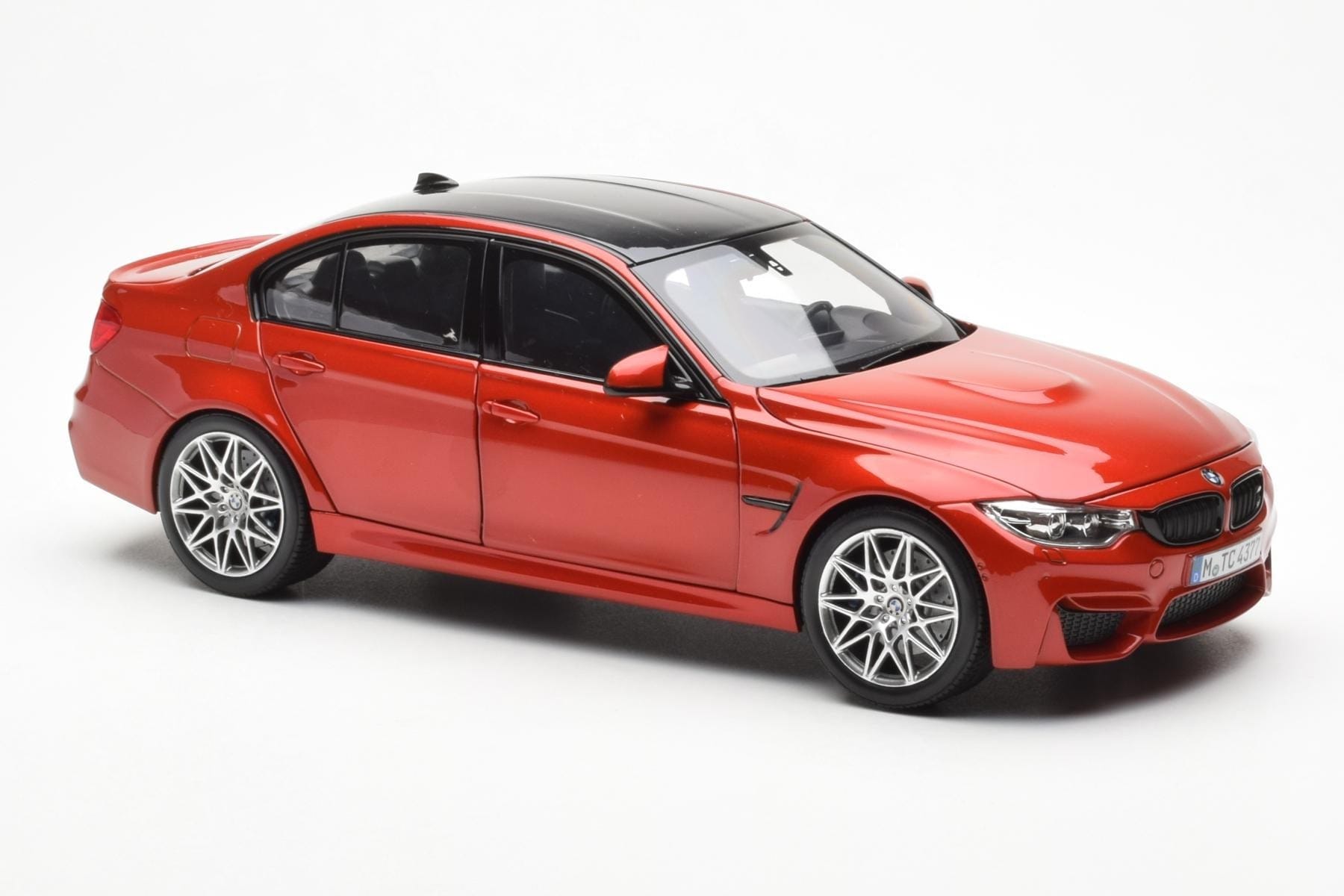 BMW M3 Competition F80 Sakhir Orange Norev 1:18 80432411553 Diecast - image 6 of 8