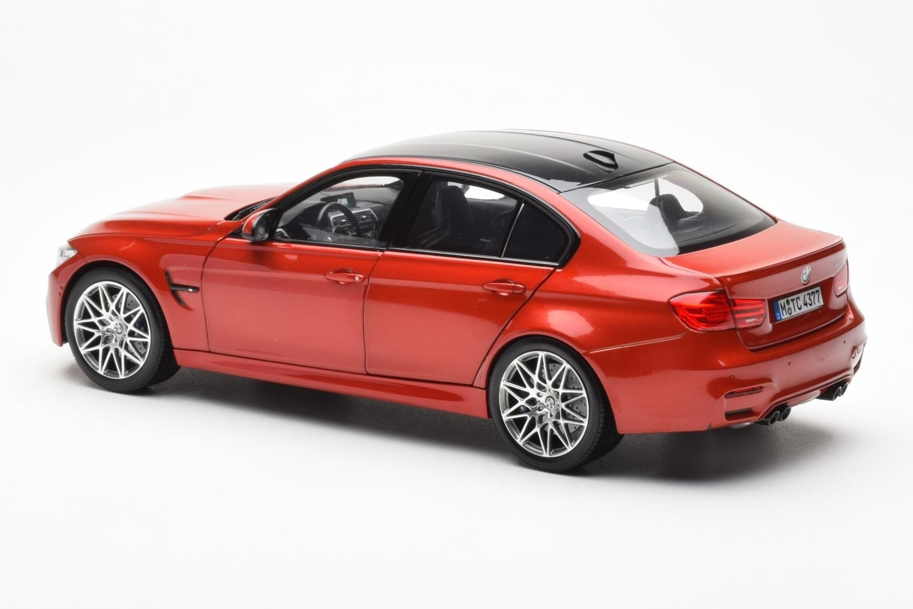 BMW M3 Competition F80 Sakhir Orange Norev 1:18 80432411553 Diecast - image 7 of 8