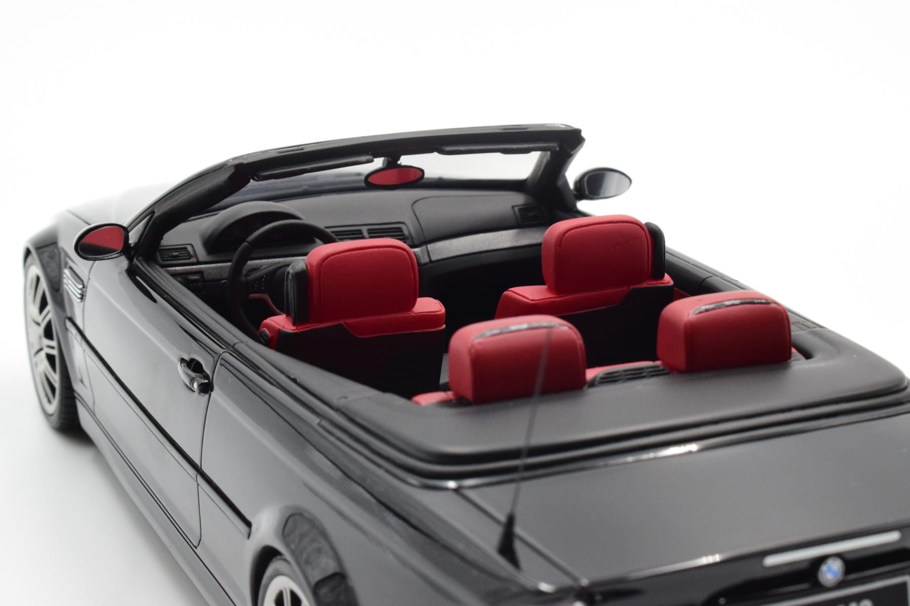 BMW M3 E46 Cabriolet Black Otto 1:18 OT380 Resin - image 8 of 9
