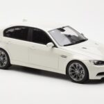 BMW M3 E90 Sedan White GT Spirit 1:18 GT053 Resin - image 4 of 6