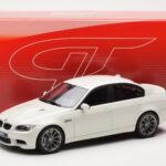 BMW M3 E90 Sedan White GT Spirit 1:18 GT053 Resin - image 6 of 6