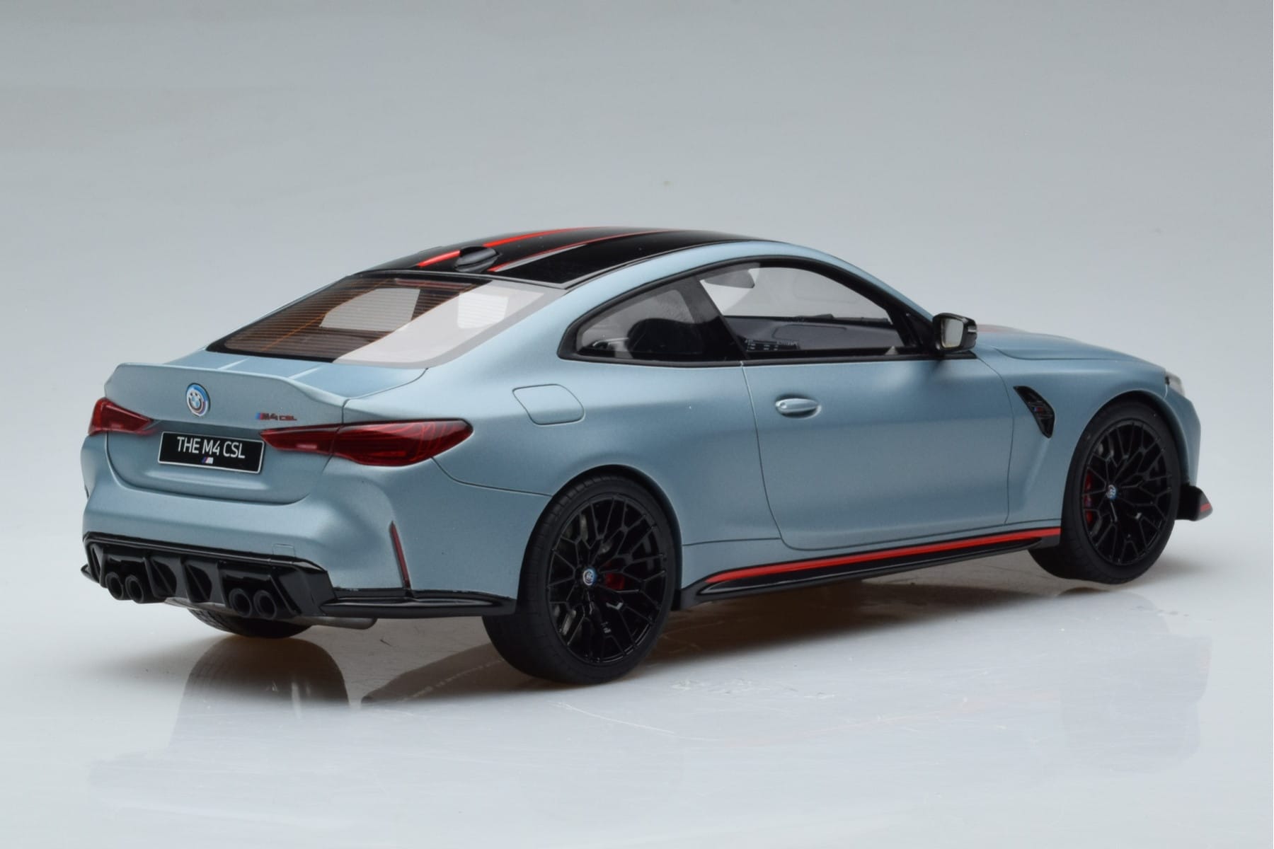 BMW M4 CSL G82 Gray GT Spirit 1:18 GT427 Resin - image 2 of 8