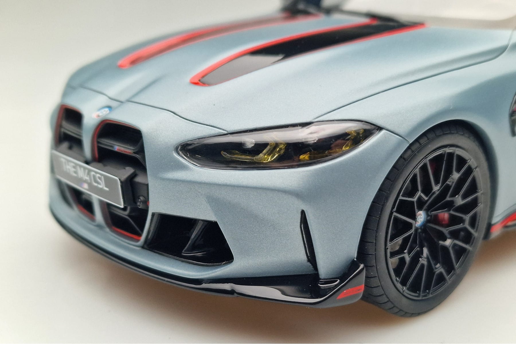 BMW M4 CSL G82 Gray GT Spirit 1:18 GT427 Resin - image 6 of 8