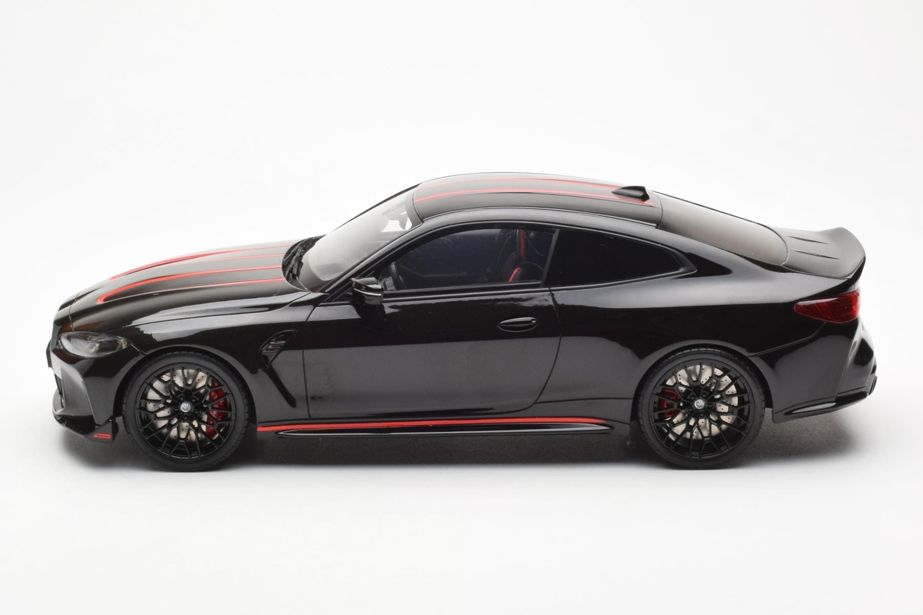 BMW M4 G82 CSL Sapphire Black GT Spirit 1:18 GT904 Resin - image 3 of 6