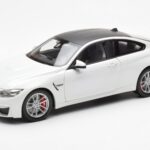 BMW M4 F82 Frozen Brilliant White Paragon 1:18 PA-97101 Diecast