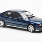 BMW M5 E34 Blue Metallic Otto 1:18 OT576 Resin - image 4 of 6