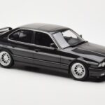 BMW M5 E34 Hartge H5 V12 Diamond Black Metallic Otto 1:18 OT362 Resin - image 4 of 6