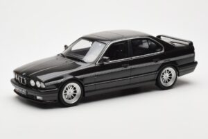 BMW M5 E34 Hartge H5 V12 Diamond Black Metallic Otto 1:18 OT362 Resin
