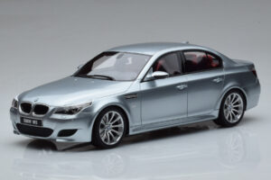 BMW M5 E60 Silver Otto 1:18 OT426 Resin