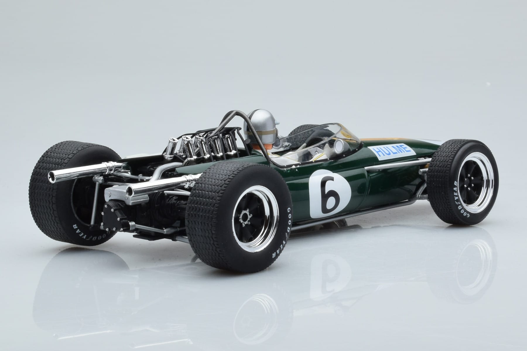 Brabham BT20 Repco #6 D. Hulme British GP 1966 MCG 1:18 MCG18609F Diecast - image 2 of 6