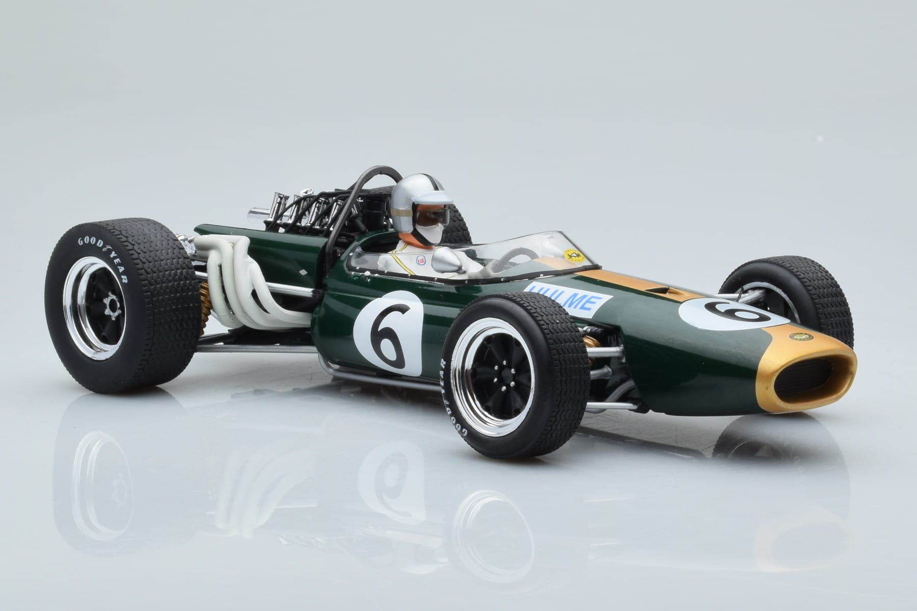 Brabham BT20 Repco #6 D. Hulme British GP 1966 MCG 1:18 MCG18609F Diecast - image 4 of 6