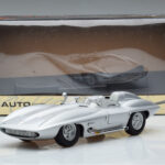 Chevrolet Corvette C1 Stingray Concept AUTOart 1:18 71000 Diecast - image 8 of 8