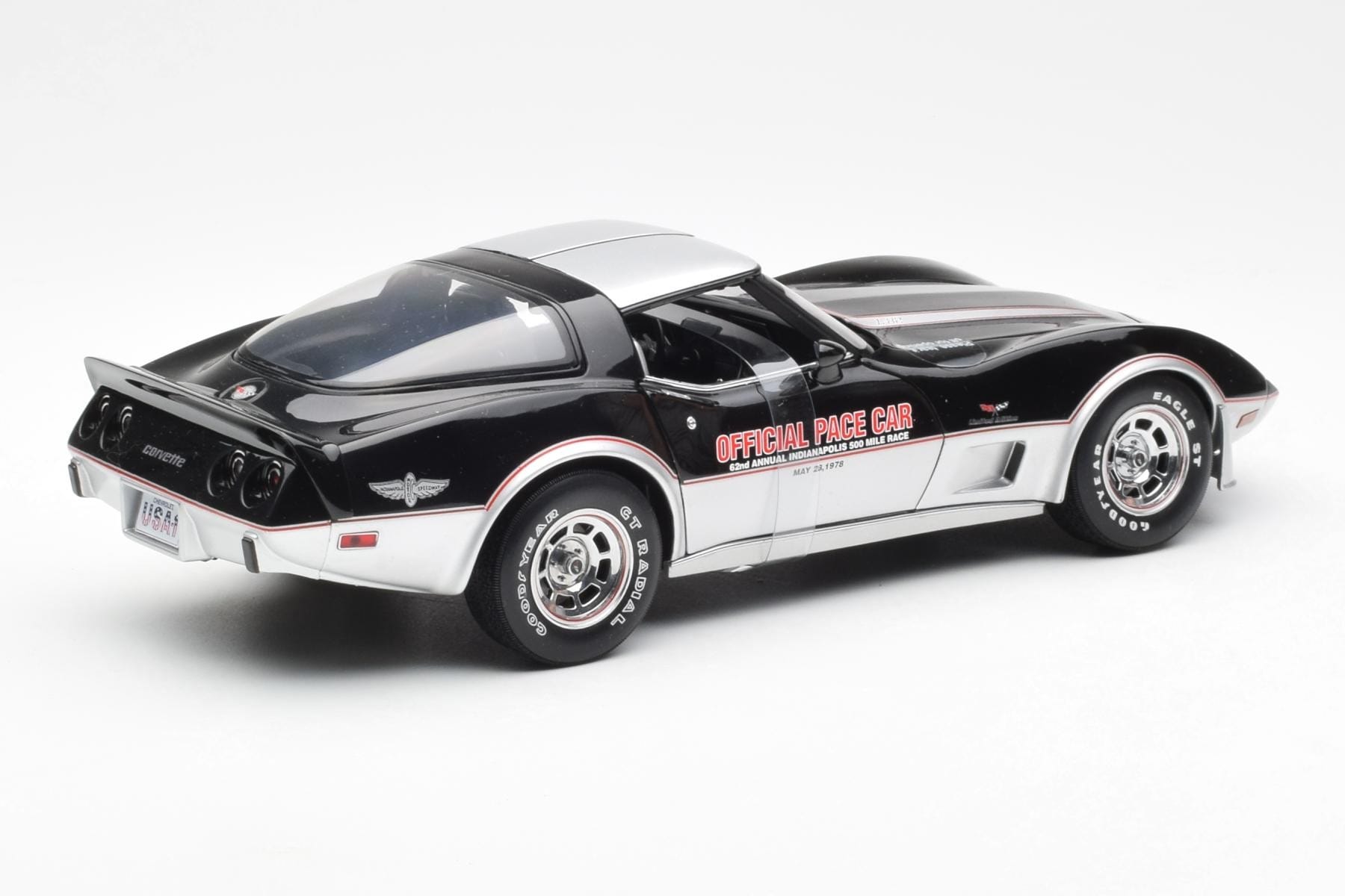 Chevrolet Corvette C3 Pace Car Indianapolis 500 1978 UT Models 1:18 21070 Diecast - image 2 of 6