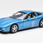 Chevrolet Corvette C5 Blue Metallic UT Models 1:18 21004 Diecast