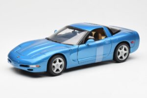 Chevrolet Corvette C5 Blue Metallic UT Models 1:18 21004 Diecast